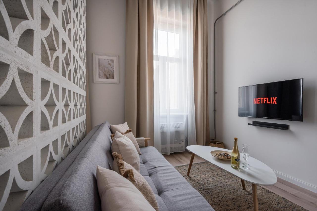 A62 - Akacfa Street Central Residence - Best Location By Bqa Budapest Exterior foto